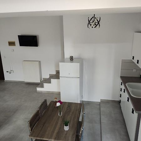 Milias Apartment'S 伊里斯斯 外观 照片